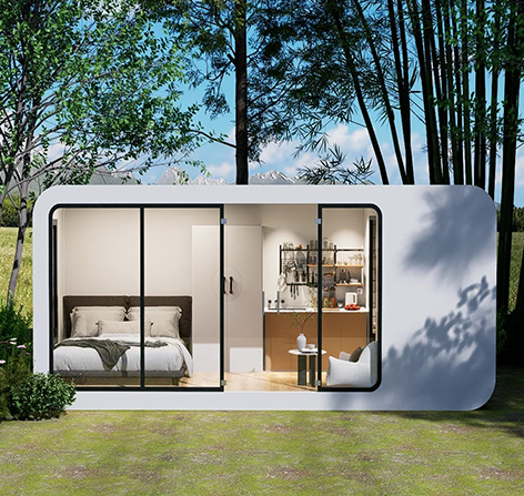 Advantages of space capsule camps over traditional camps